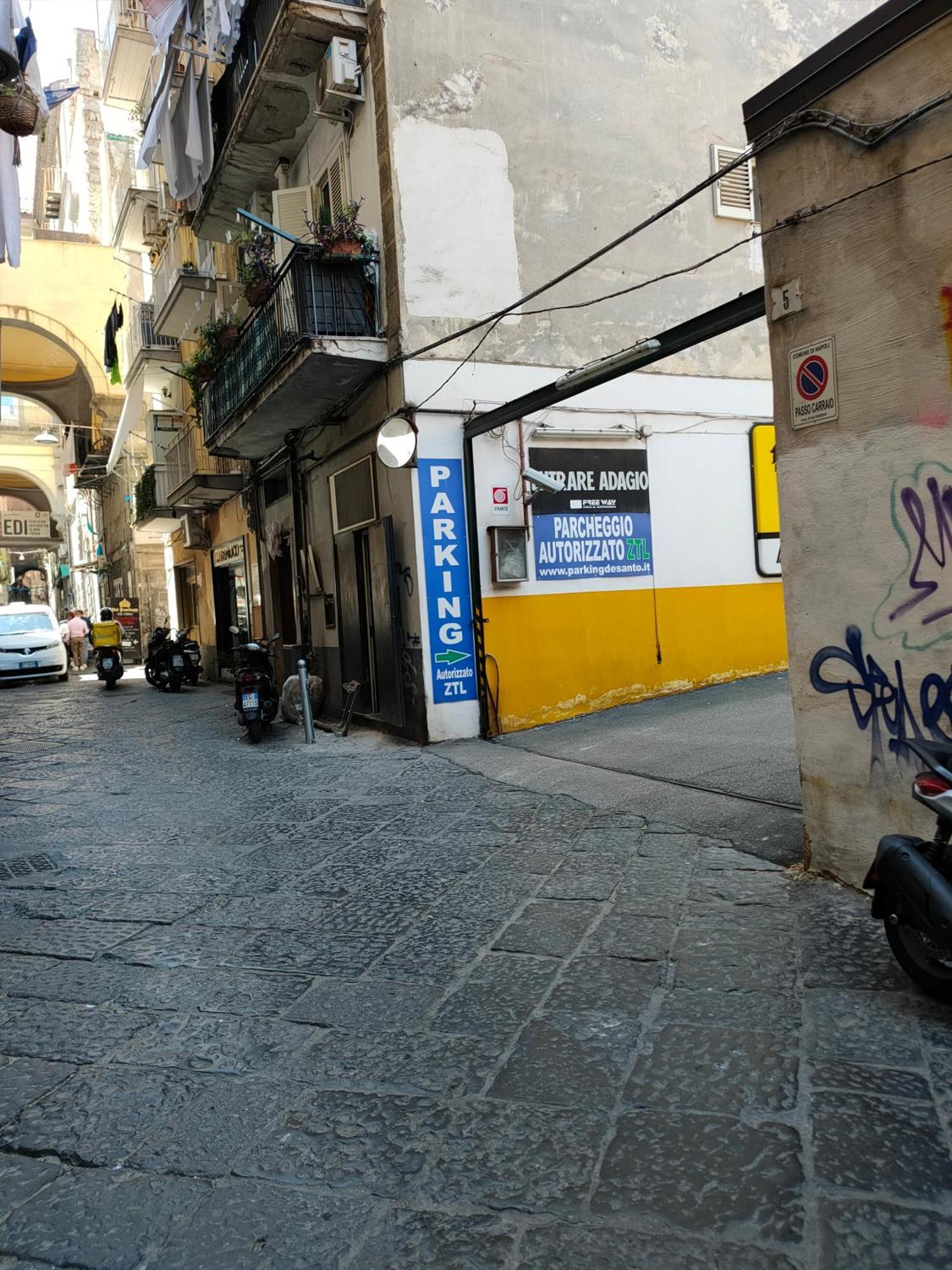 Napoli Sogno Infinito Hotell Exteriör bild